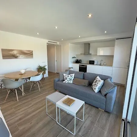 L'armonia Entre La Farella I Cau Del Llop Appartement